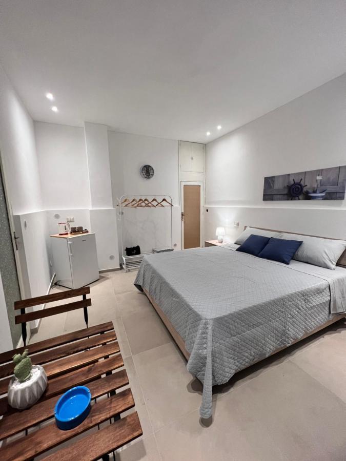 B&B Moonlight 테르미니이메레세 외부 사진